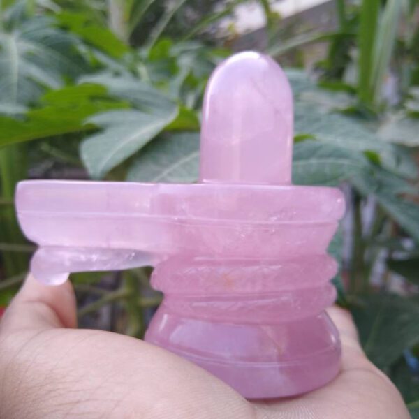 Rose quartz shivling
