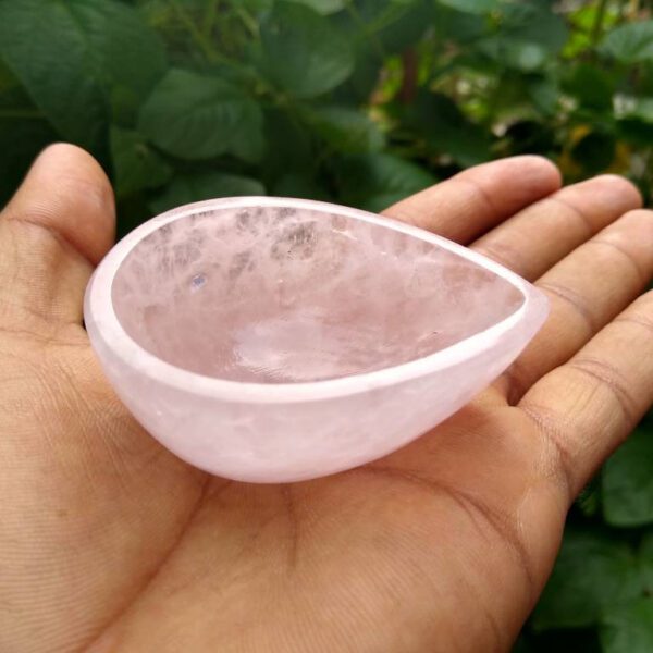 Rose quartz diya