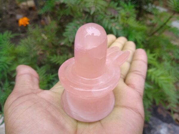 Rose quartz shivling