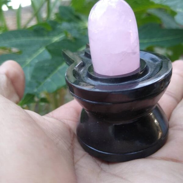 Rose quartz shivling