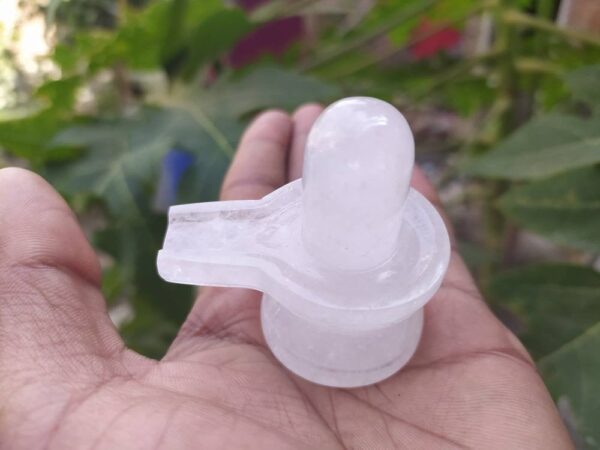 White quartz shivling