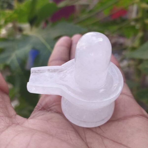 White quartz shivling
