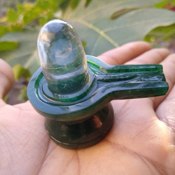 jade yoni base lingam