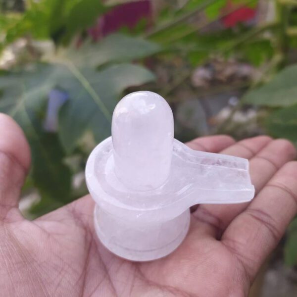White quartz shivling
