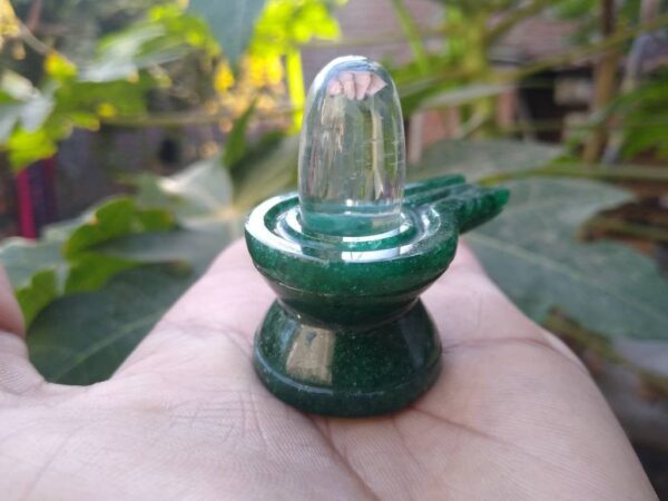 jade yoni base lingam