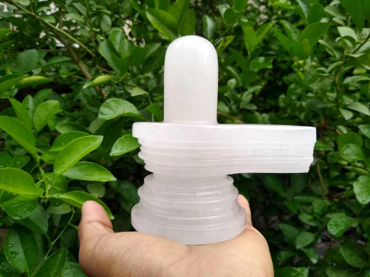 White Quartz Shilving